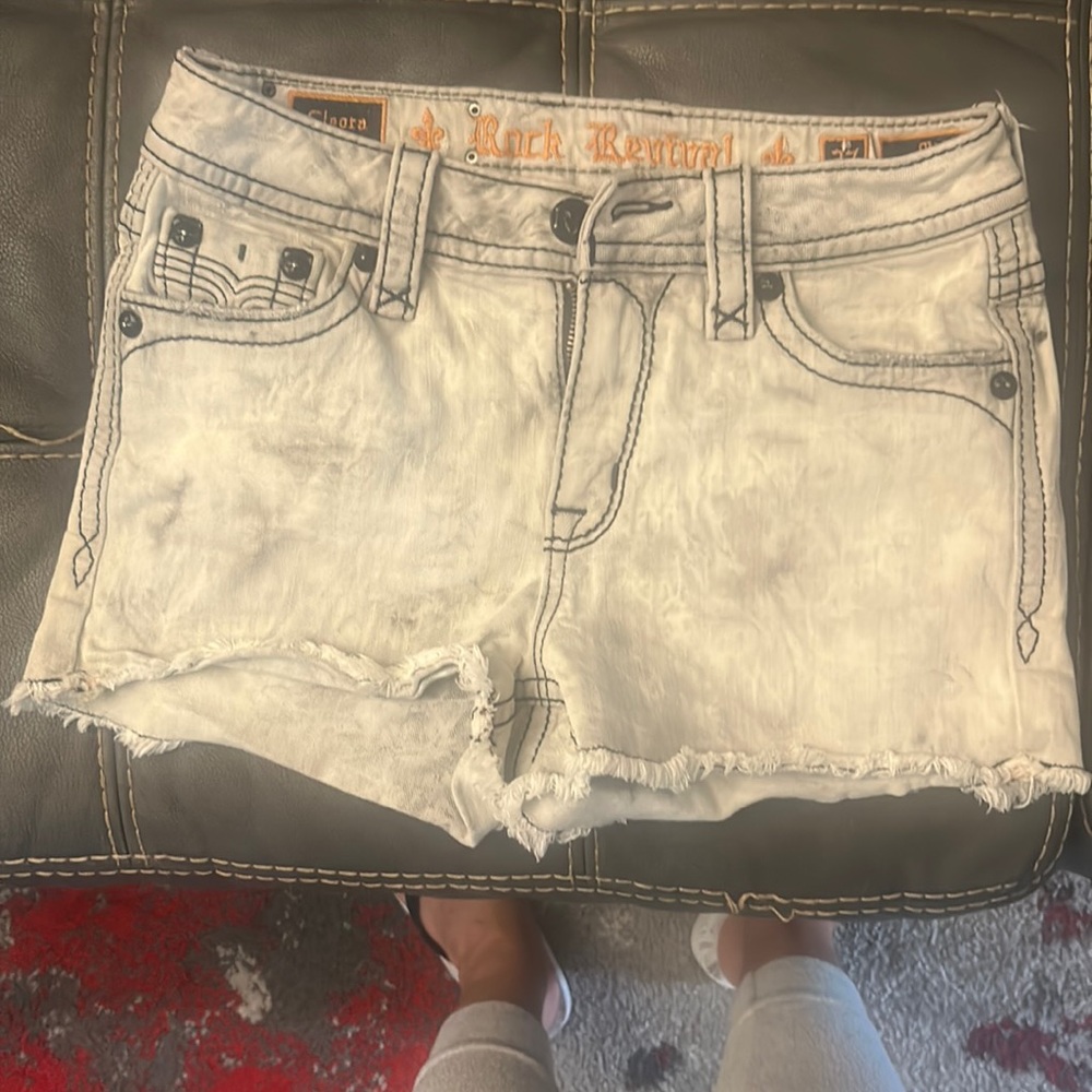 Grey wash, wore once and they are just too small